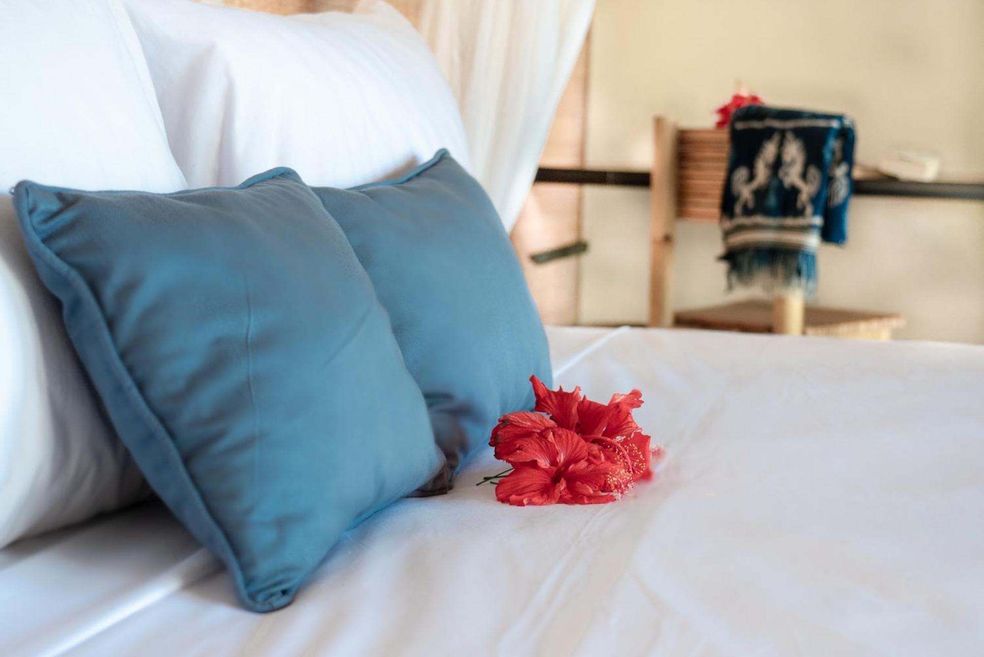 Maringi Sumba By The Sumba Hospitality Foundation Waikelo Eksteriør bilde